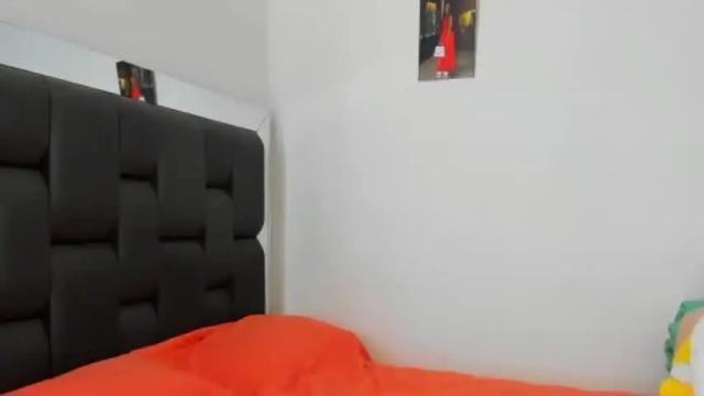 Image 3 of madelin_ferrer Stream on Chaturbate on 16 months ago