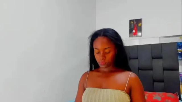 Image 11 of madelin_ferrer Stream on Chaturbate on 15 months ago