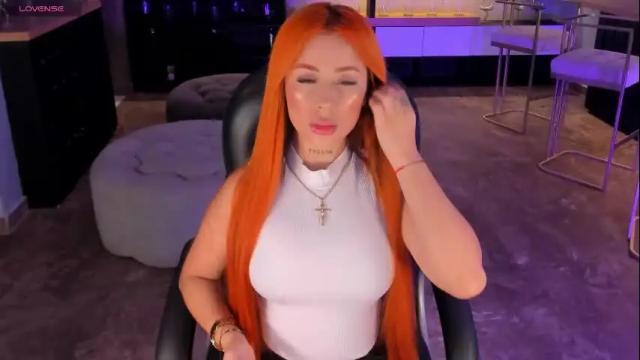 Image 2 of madelinefox_ Stream on Chaturbate on 1 month ago