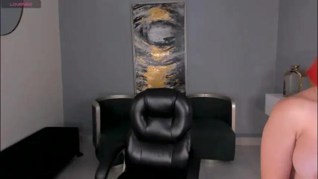 Image 2 of madelinefox_ Stream on Chaturbate on 24 days ago