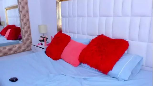 Image 3 of madelinejackson Stream on Chaturbate on 2 months ago