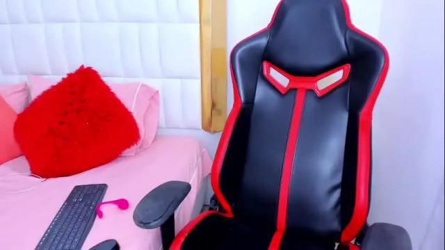 Image 6 of madelinejackson Stream on Chaturbate on 2 months ago