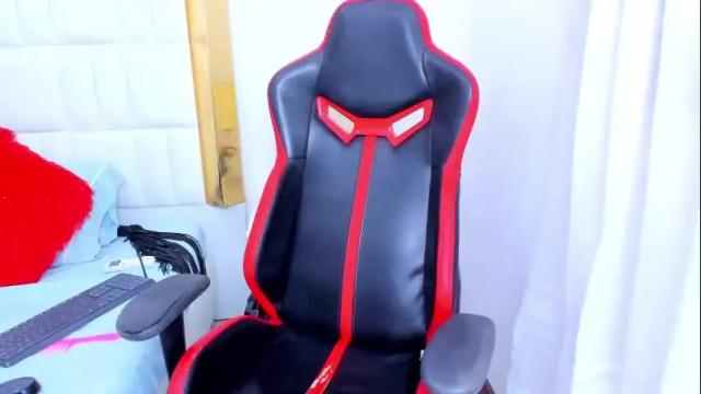 Image 3 of madelinejackson Stream on Chaturbate on 1 month ago