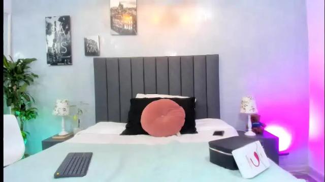 Image 2 of madelyn_bleert Stream on Chaturbate on 2 months ago