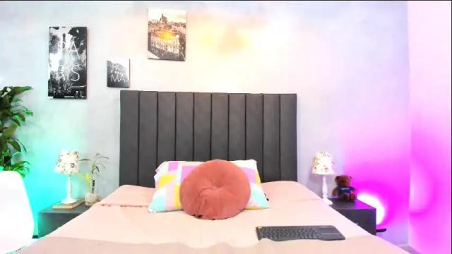 Image 2 of madelyn_bleert Stream on Chaturbate on 2 months ago
