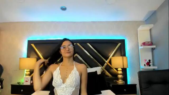 Image 10 of madelynvancee Stream on Chaturbate on 1 month ago