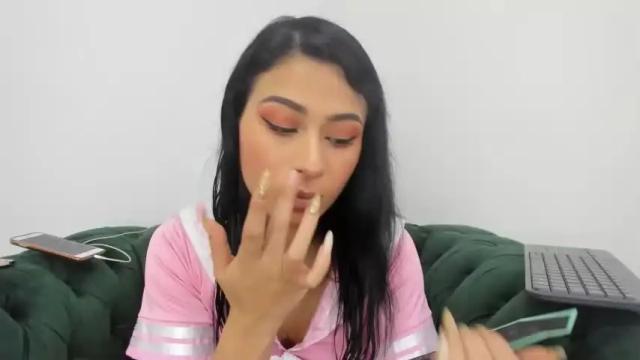 Image 8 of madison__beer Stream on Chaturbate on 20 months ago