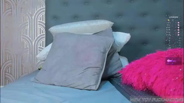Image 7 of madison_milan Stream on Chaturbate on 1 month ago
