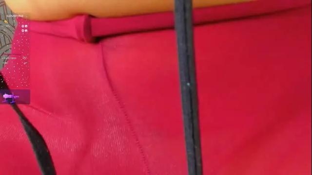 Image 7 of madison_milan Stream on Chaturbate on 29 days ago