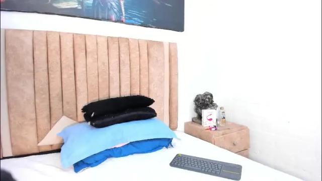 Image 2 of madison_mooney Stream on Chaturbate on 2 months ago