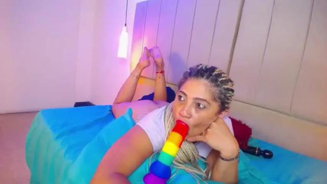 Image 2 of madison_still Stream on Chaturbate on 14 months ago