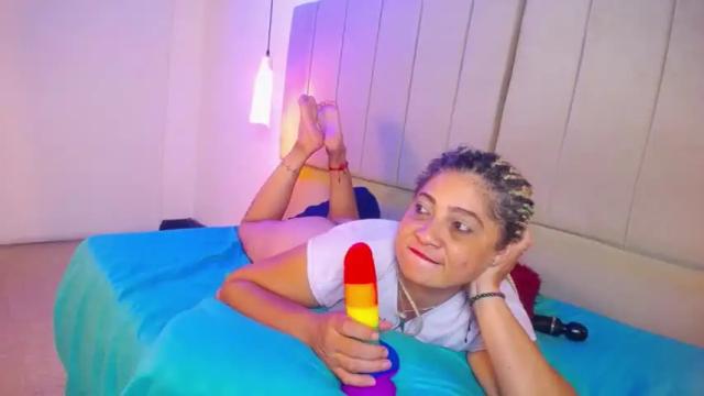 Image 4 of madison_still Stream on Chaturbate on 14 months ago