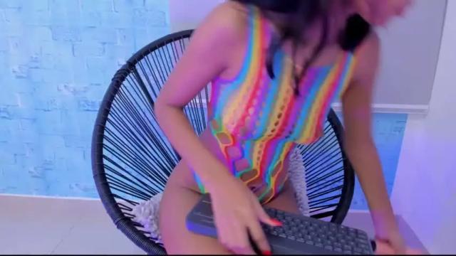 Image 2 of madison_vergara Stream on Chaturbate on 17 months ago