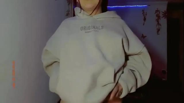 Image 8 of madison_x17 Stream on Chaturbate on 1 month ago