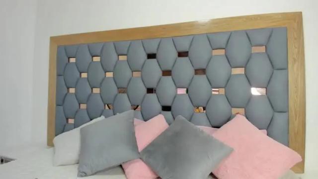 Image 6 of madisonbrunette_lx Stream on Chaturbate on 13 months ago