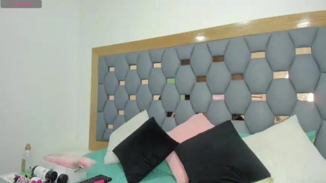 Image 7 of madisonbrunette_lx Stream on Chaturbate on 12 months ago