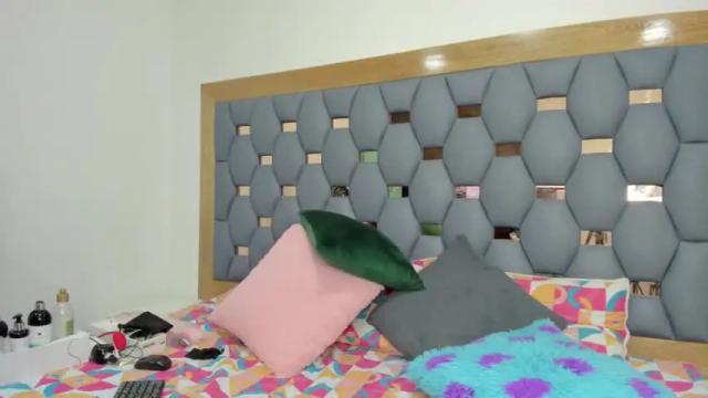 Image 2 of madisonbrunette_lx Stream on Chaturbate on 12 months ago