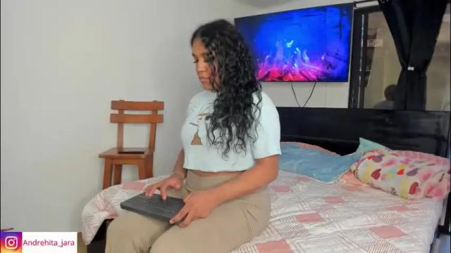 Image 4 of madisonbrunette_lxs Stream on Chaturbate on 2 months ago