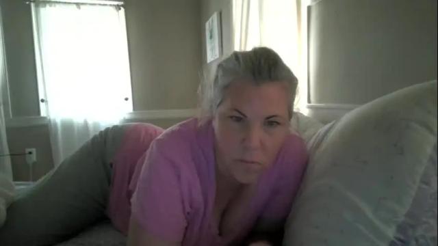 Image 12 of madisonfelicia Stream on Chaturbate on 2 months ago