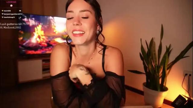 Image 6 of madisonlara Stream on Chaturbate on 1 month ago