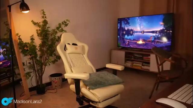 Image 7 of madisonlara Stream on Chaturbate on 2 months ago