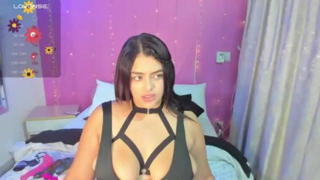 Image 12 of madisson_gild Stream on Chaturbate on 15 months ago