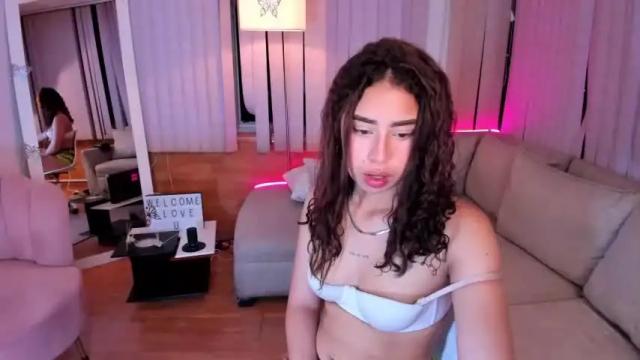 Image 7 of madisson_se Stream on Chaturbate on 16 months ago