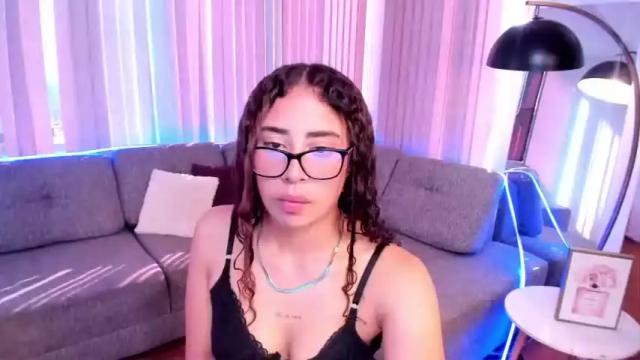 Image 4 of madisson_se Stream on Chaturbate on 16 months ago