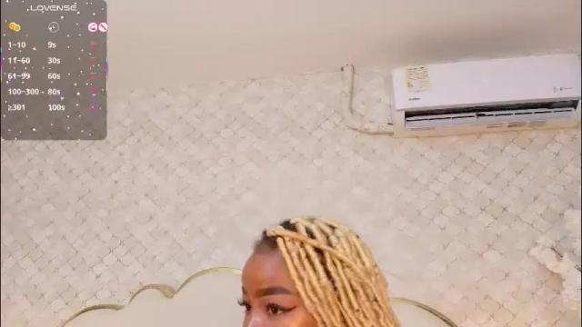 Image 4 of madissonlopez Stream on Chaturbate on 1 month ago