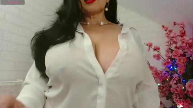 Image 3 of madlyn_dee Stream on Chaturbate on 10 days ago