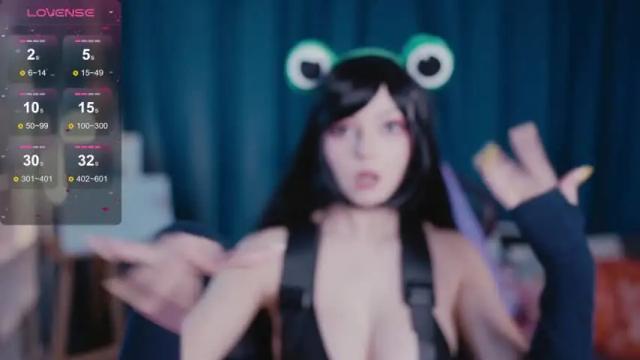 Image 11 of madnessalise Stream on Chaturbate on 1 month ago