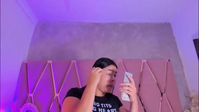 Image 2 of mady_james Stream on Chaturbate on 5 days ago