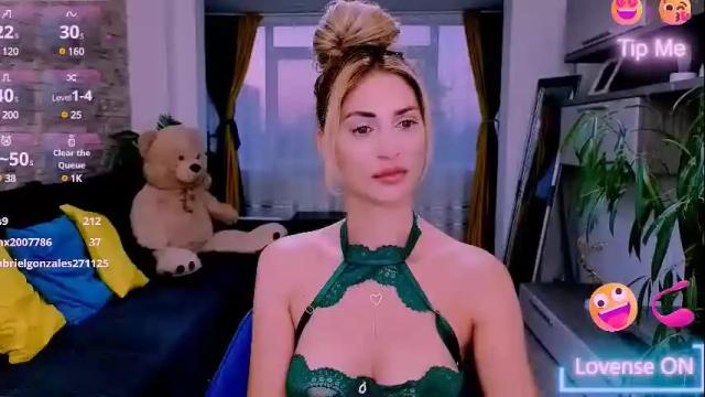 Image 12 of madyeroberts Stream on Chaturbate on 1 month ago