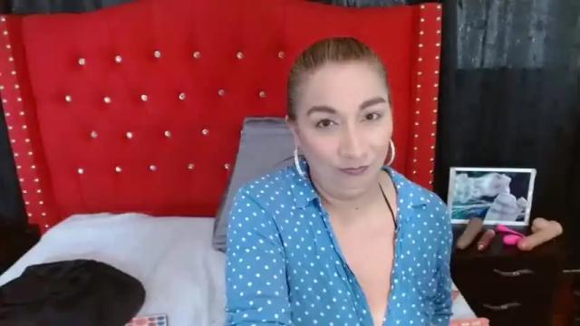 Image 4 of madysonthaylor Stream on Chaturbate on 14 months ago
