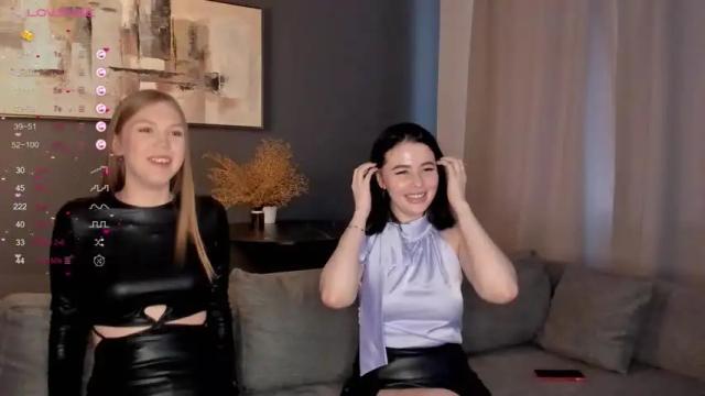 Image 6 of maecurson Stream on Chaturbate on 14 months ago