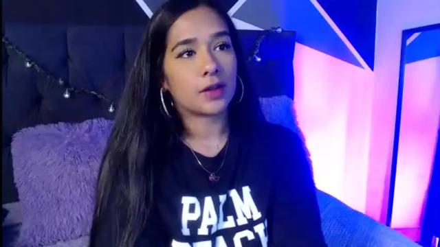 Image 4 of maeena Stream on Chaturbate on 13 months ago