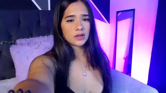 Image 4 of maeena Stream on Chaturbate on 13 months ago