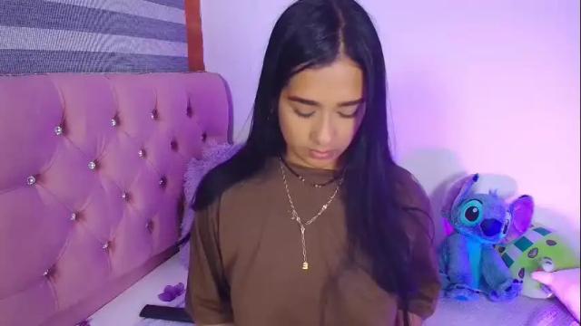 Image 4 of maeena Stream on Chaturbate on 14 days ago