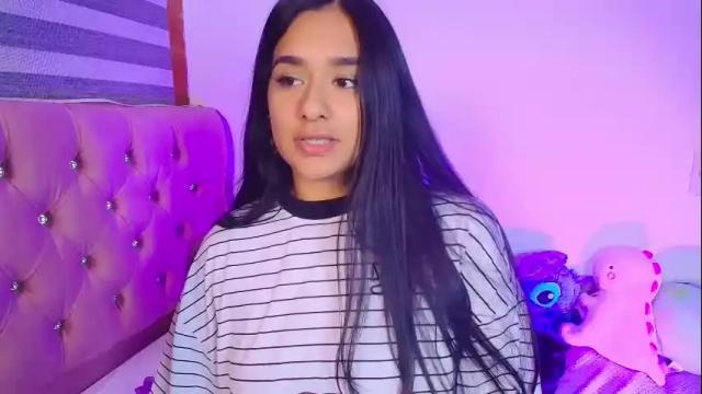 Image 12 of maeena Stream on Chaturbate on 2 days ago
