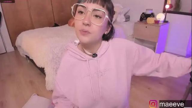 Thumbnail 3, maeeve_'s Stream at Chaturbate, 9 hours ago