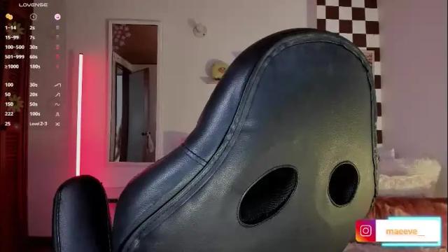 Thumbnail 1, maeeve_'s Stream at Chaturbate, 7 hours ago