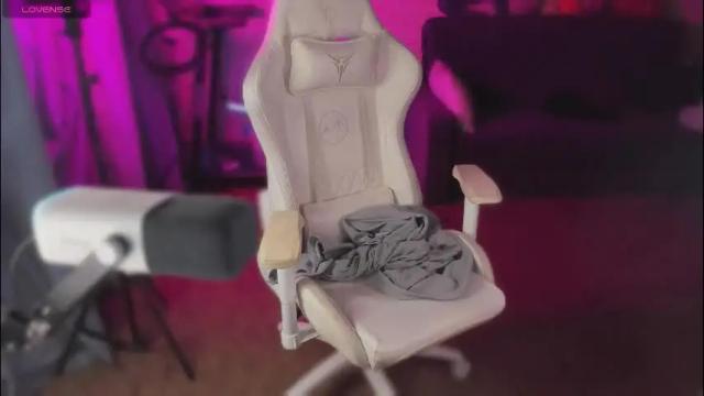 Image 4 of maevee Stream on Chaturbate on 1 month ago
