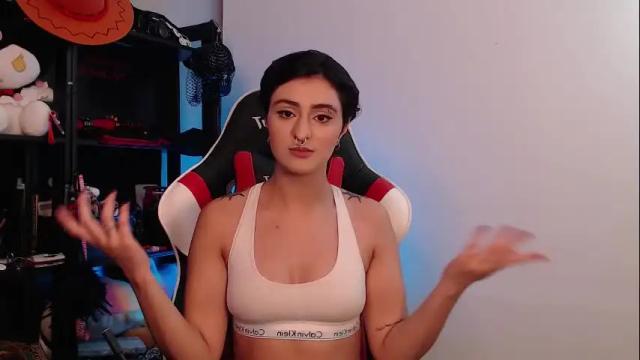 Image 8 of maevemads Stream on Chaturbate on 19 days ago