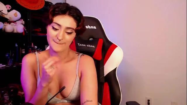 Image 8 of maevemads Stream on Chaturbate on 12 days ago