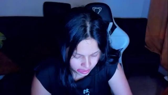 Image 2 of mafe23colombia Stream on Chaturbate on 2 months ago