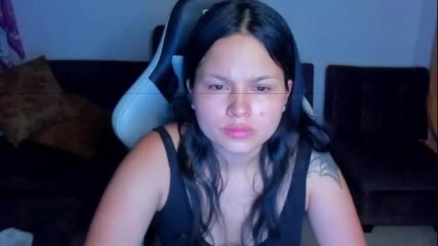 Image 3 of mafe23colombia Stream on Chaturbate on 2 months ago