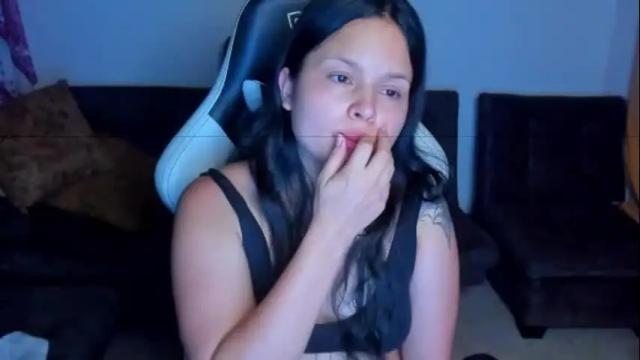 Image 4 of mafe23colombia Stream on Chaturbate on 2 months ago