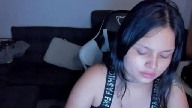 Image 3 of mafe23colombia Stream on Chaturbate on 1 month ago