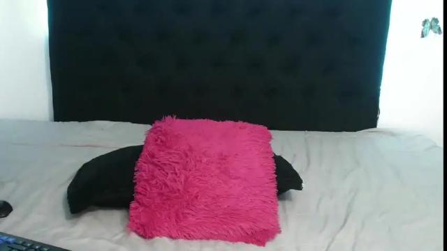 Image 7 of magentarous Stream on Chaturbate on 13 months ago