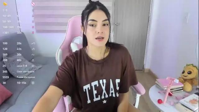 Image 2 of mager_of Stream on Chaturbate on 4 months ago